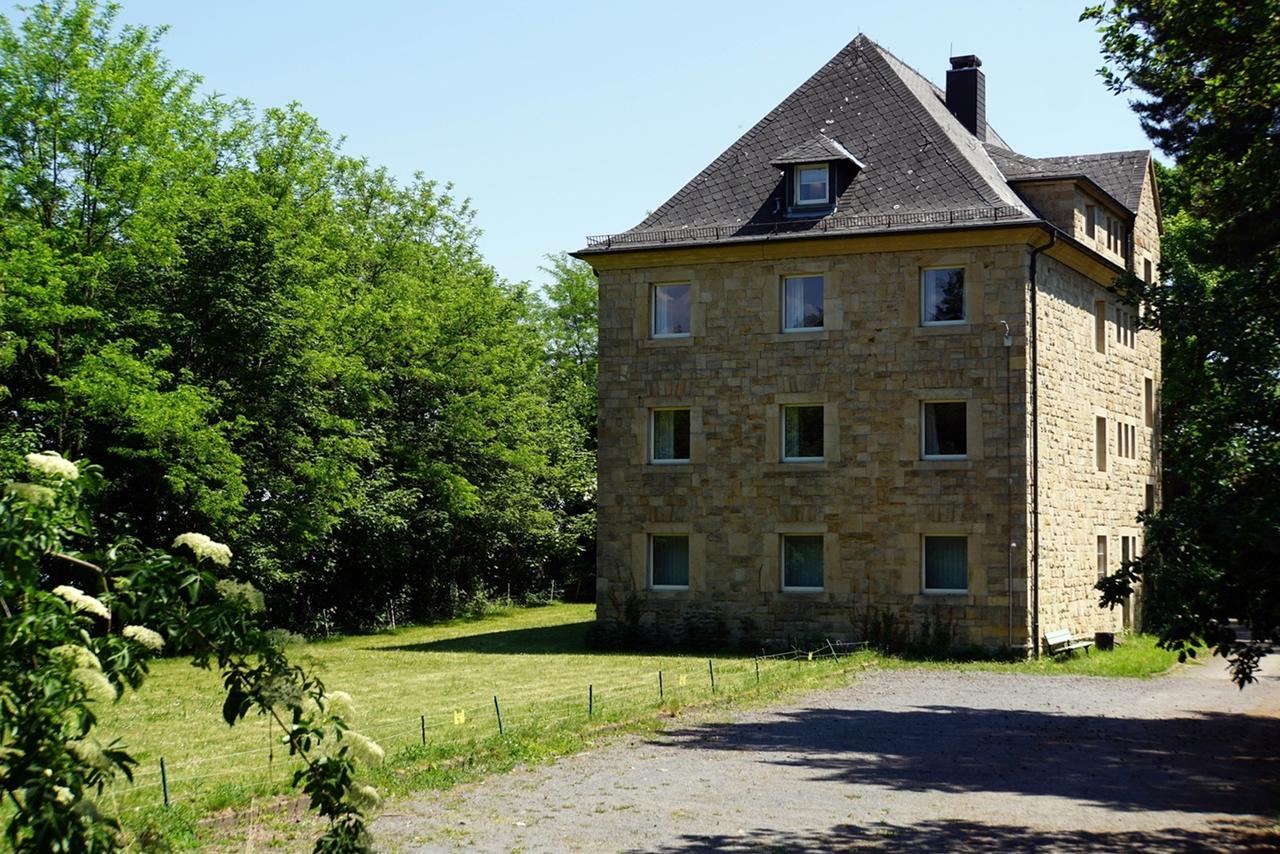 Kloster Neustadt Neustadt an der Weinstrasse Exterior photo